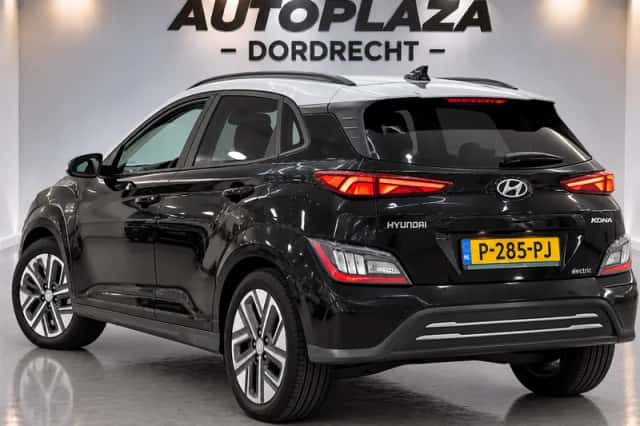 Hyundai Kona (2021) thumbnail 6