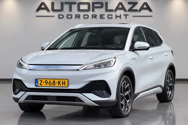 BYD Atto 3 (2024) thumbnail 1