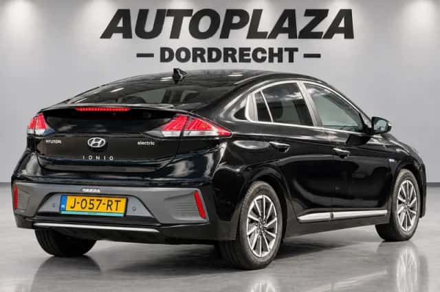 Hyundai Ioniq (2020) thumbnail 5