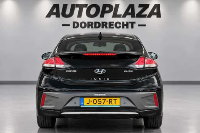 Hyundai Ioniq (2020) thumbnail 6