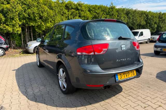 SEAT Altea XL (2010) thumbnail 4
