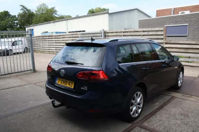 Volkswagen Golf (2014) thumbnail 5