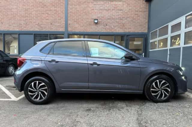 Volkswagen Polo (2024) thumbnail 4