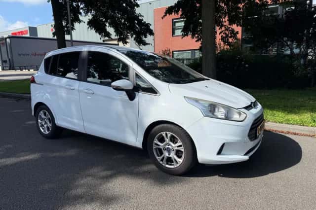 Ford B-Max (2014) thumbnail 3