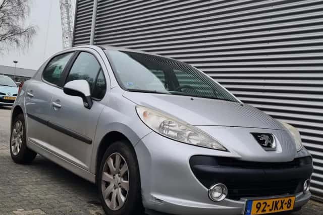 Peugeot 207 (2009) thumbnail 4