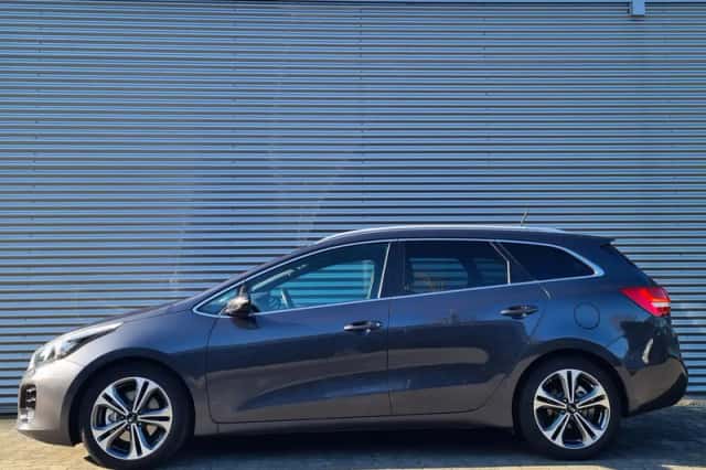 Kia Ceed (2017) thumbnail 2