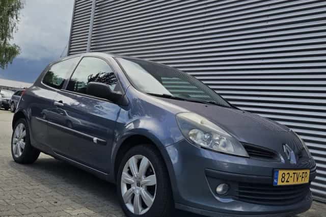 Renault Clio (2007) thumbnail 4