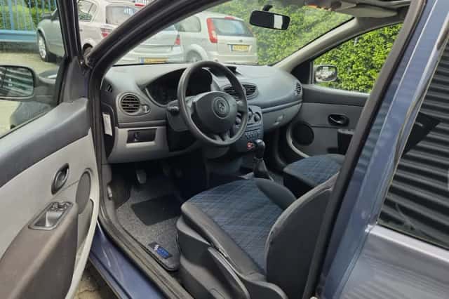 Renault Clio (2007) thumbnail 6