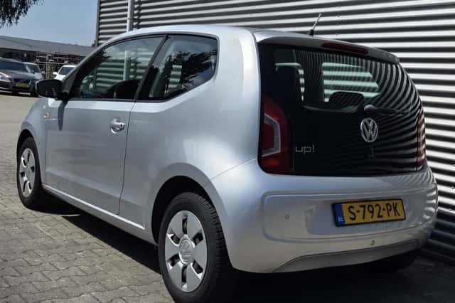 Volkswagen Up! (2013) thumbnail 3
