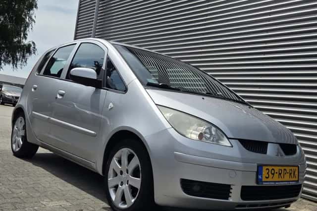 Mitsubishi Colt (2005) thumbnail 4