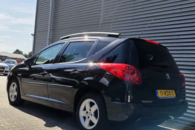 Peugeot 207 (2011) thumbnail 3
