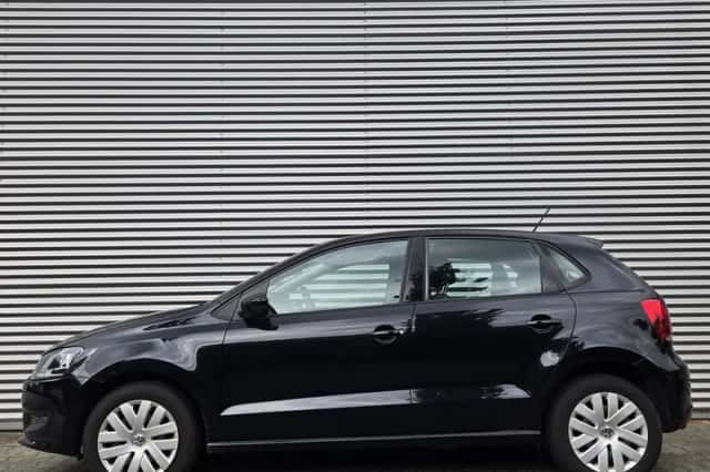 Volkswagen Polo (2009) thumbnail 2