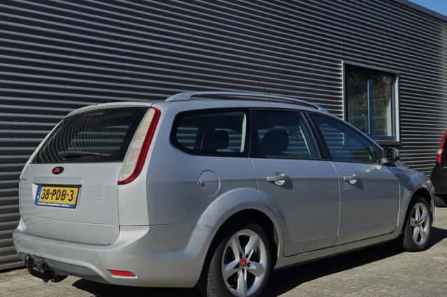 Ford Focus (2011) thumbnail 5