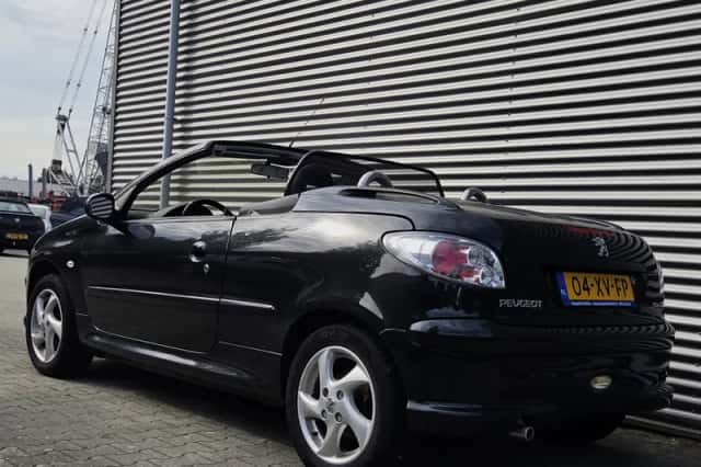 Peugeot 206 (2004) thumbnail 3
