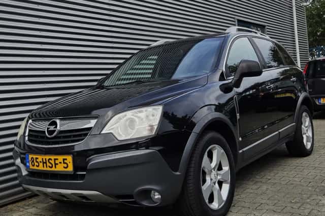 Opel Antara (2007) thumbnail 1
