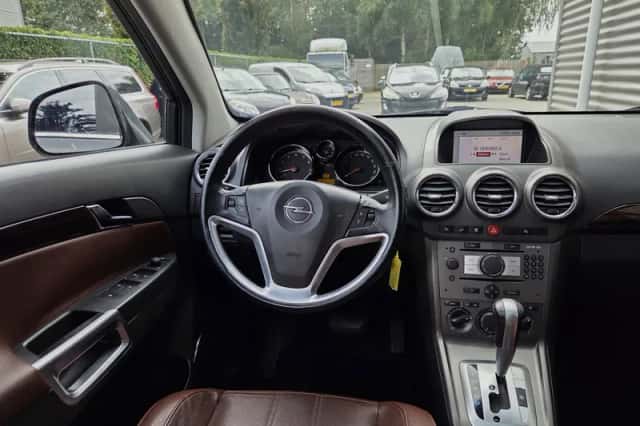 Opel Antara (2007) thumbnail 6