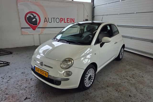 Fiat 500 (2009) thumbnail 1