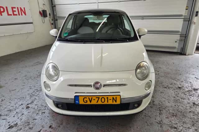 Fiat 500 (2009) thumbnail 2