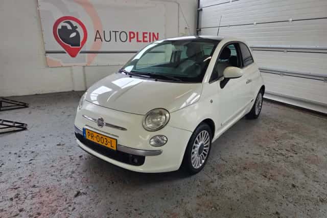 Fiat 500 (2009) thumbnail 1