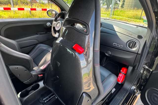 Abarth 695 (2023) thumbnail 3