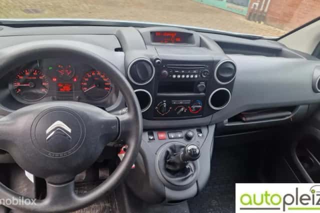 Citroën Berlingo (2016) thumbnail 2
