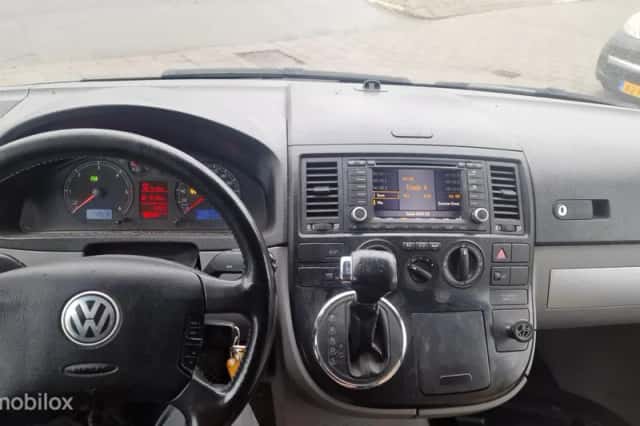Volkswagen California (2005) thumbnail 3