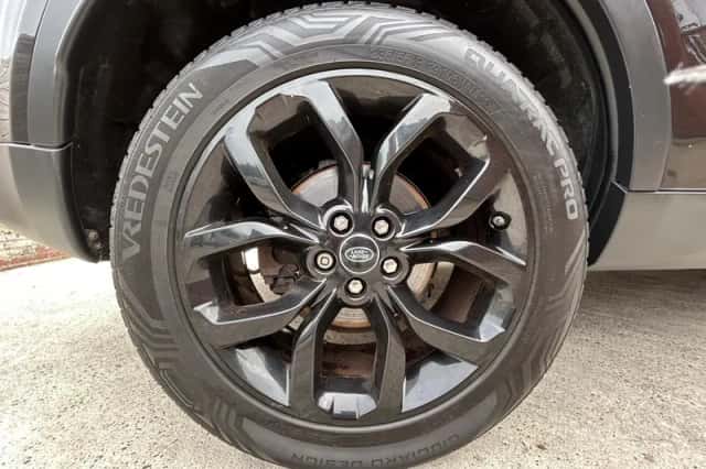 Land Rover Discovery Sport (2016) thumbnail 5