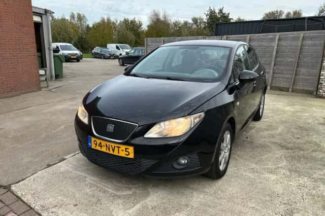 SEAT Ibiza (2010) thumbnail 6