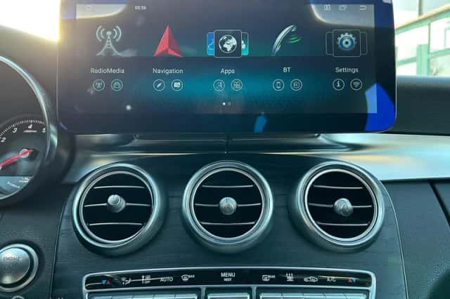 Mercedes-Benz C-Klasse (2016) thumbnail 5