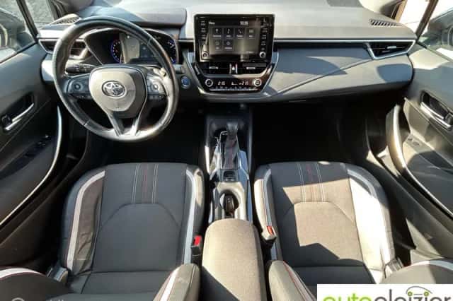 Toyota Corolla (2020) thumbnail 2