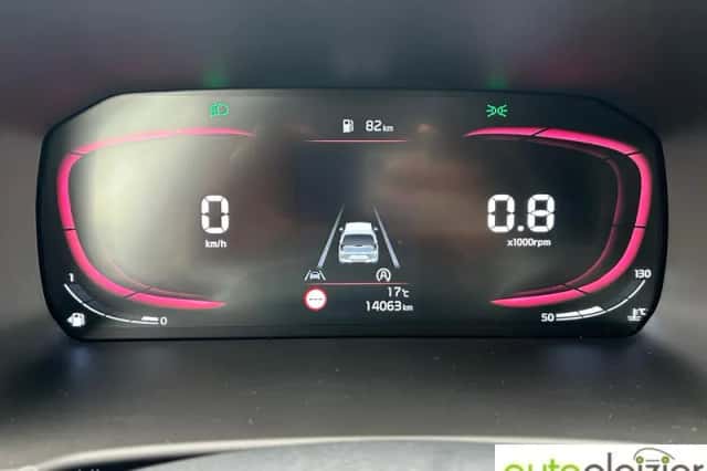 Kia Picanto (2025) thumbnail 2