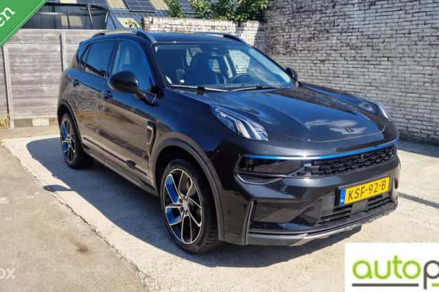 Lynk & Co 01 (2023) thumbnail 1