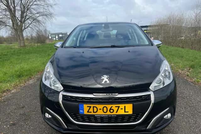 Peugeot 208 (2019) thumbnail 5