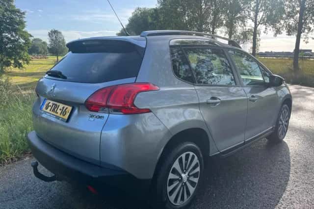 Peugeot 2008 (2014) thumbnail 4