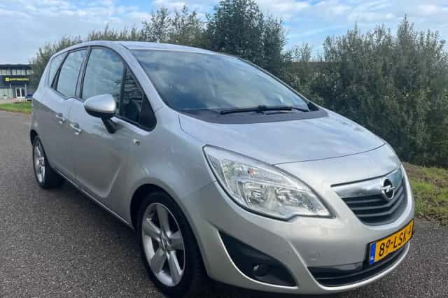 Opel Meriva (2010) thumbnail 2