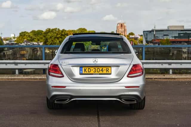 Mercedes-Benz E-Klasse (2016) thumbnail 5