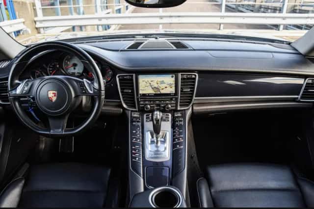 Porsche Panamera (2014) thumbnail 2