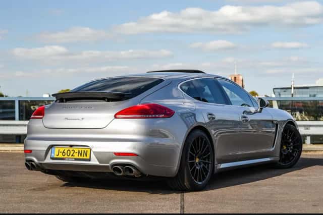 Porsche Panamera (2014) thumbnail 3