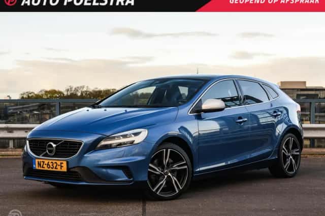 Volvo V40 (2017) thumbnail 1