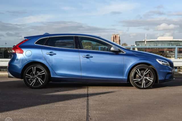 Volvo V40 (2017) thumbnail 6