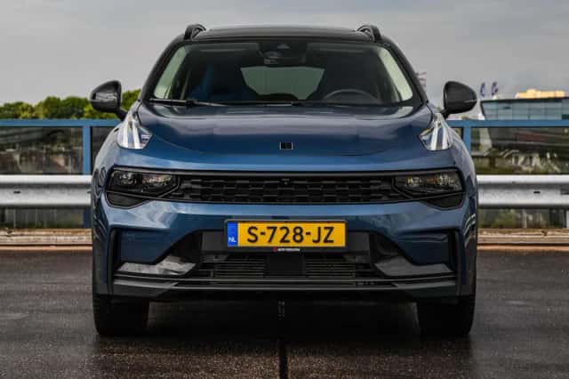 Lynk & Co 01 (2023) thumbnail 4