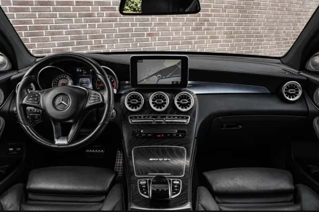Mercedes-Benz GLC-Klasse Coupé (2017) thumbnail 2