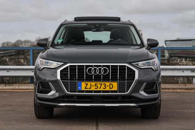 Audi Q3 (2019) thumbnail 4