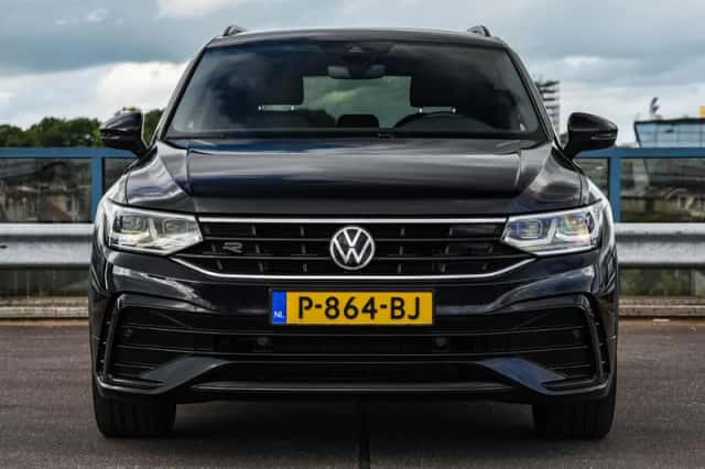 Volkswagen Tiguan (2021) thumbnail 4