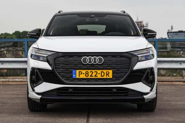 Audi e-tron (2022) thumbnail 5