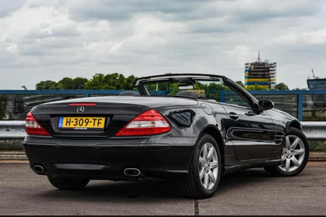 Mercedes-Benz SL-Klasse (2004) thumbnail 3