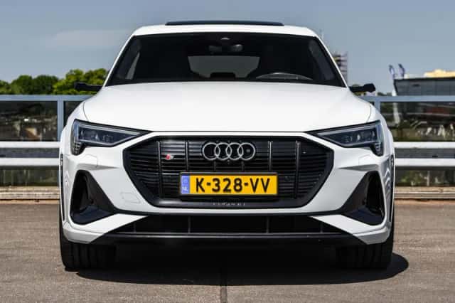 Audi e-tron Sportback (2020) thumbnail 4