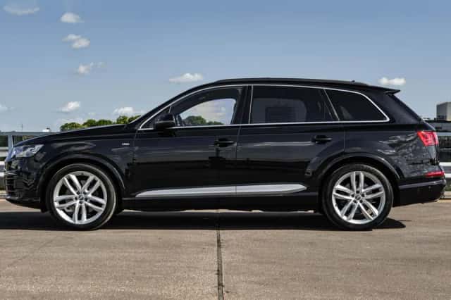 Audi Q7 (2016) thumbnail 6