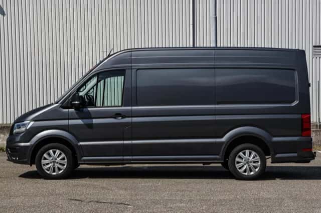 Volkswagen Crafter (2024) thumbnail 4