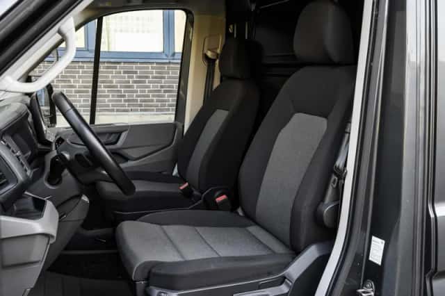 Volkswagen Crafter (2024) thumbnail 6